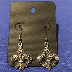 Silver Fleur de Lis Earrings